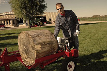 Split-fire gas powered log splitters