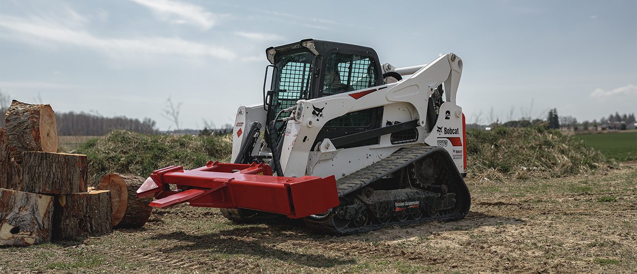 split-fire 6206 skid steer log splitter ready to split firewood